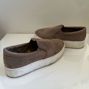 Size 7 platform flats